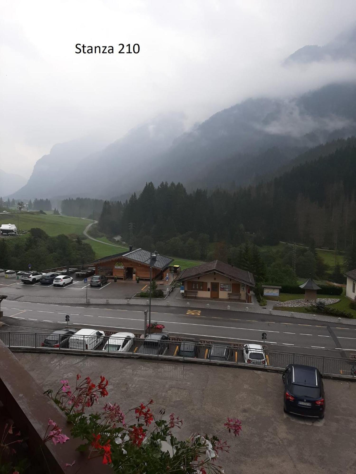 Hotel Pizboe Mazzin Exterior foto